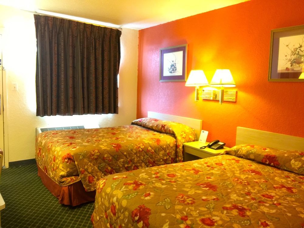 Qc Stay Inn Moline Exterior photo